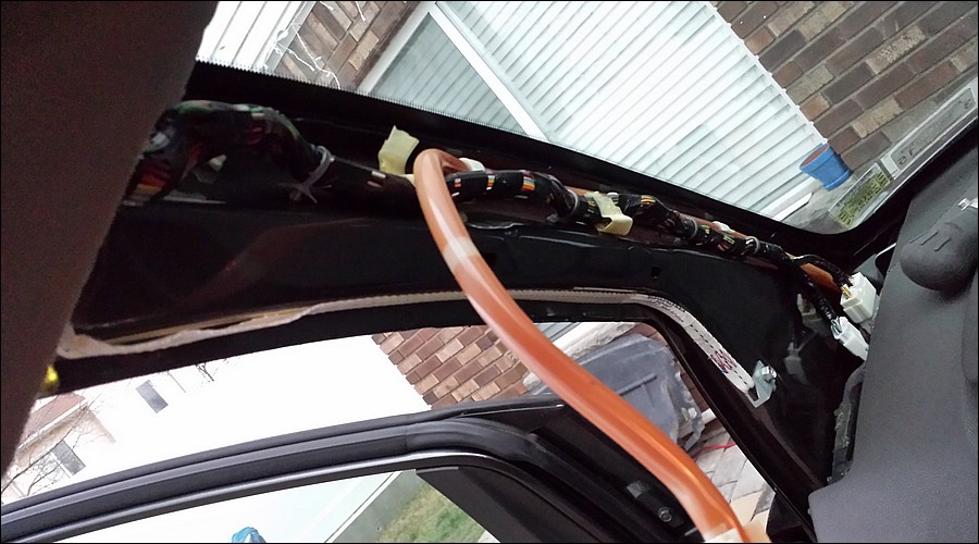 Nissan pathfinder sunroof leak