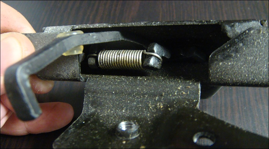 Bmw trunk latch repair #4